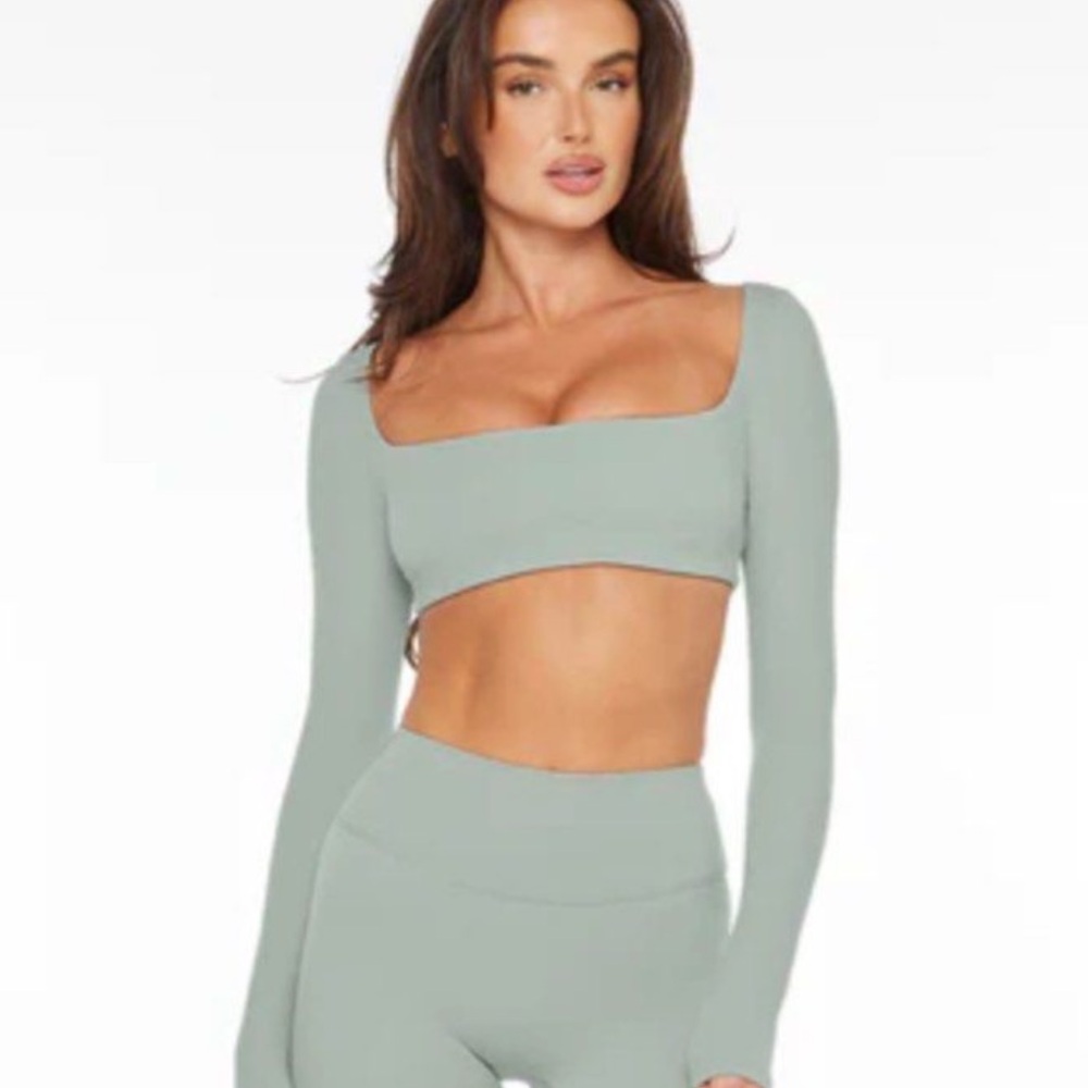 CSB freedom scoop long sleeve Square Neck crop Top flawed